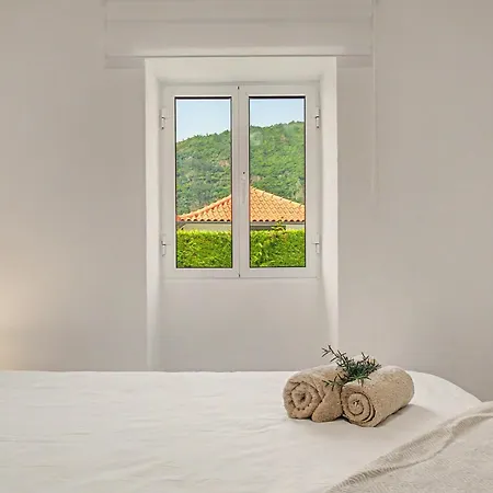 Casa Da Costa * São Vicente